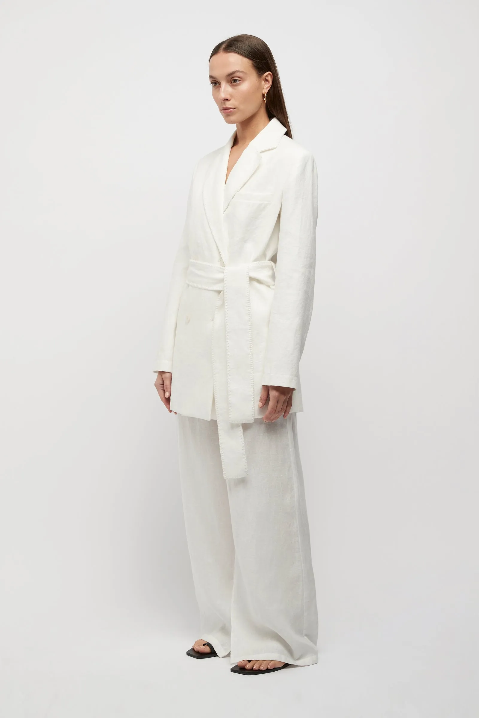 Hayworth Blanket Stitch Linen Blazer in White